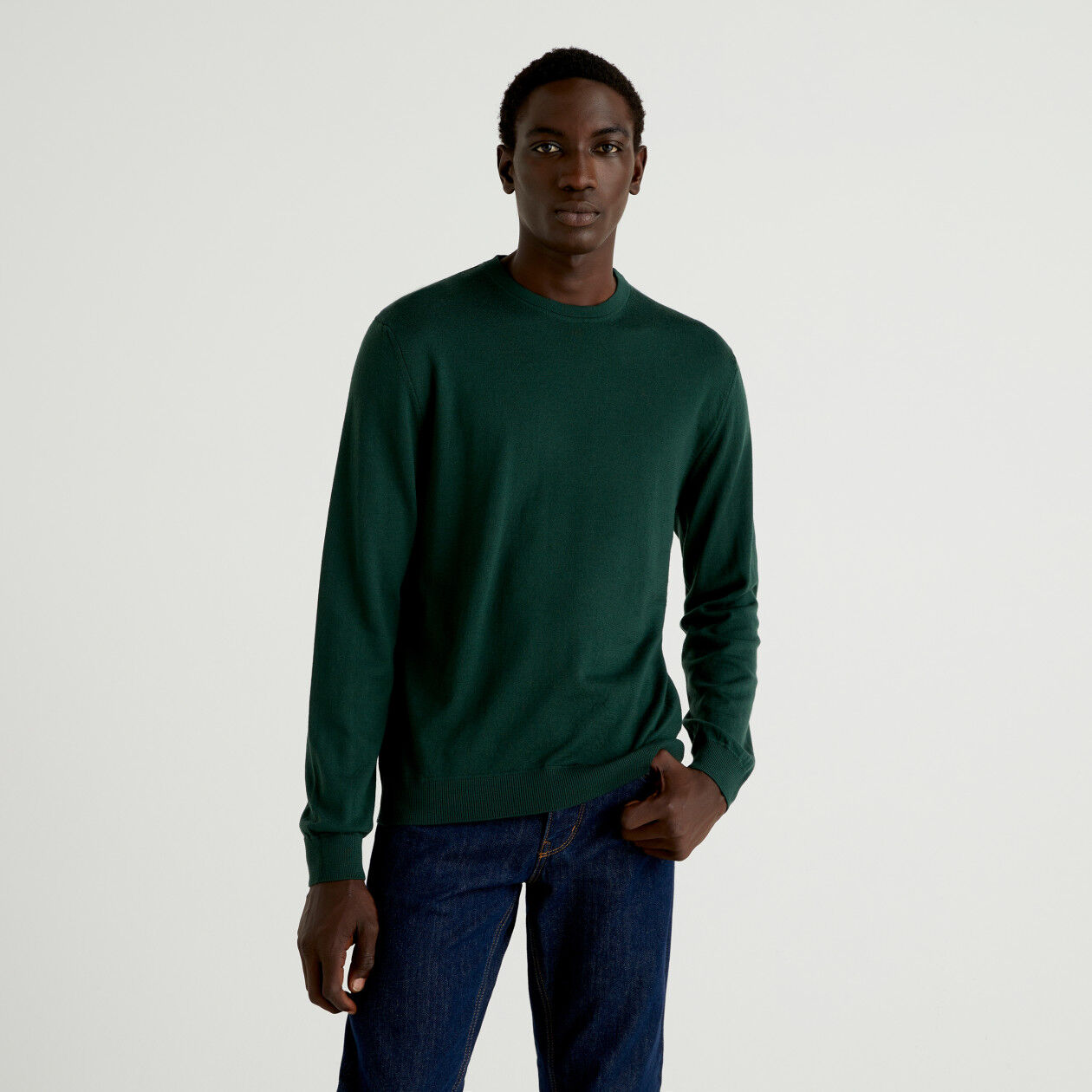 Dark green wool sweater store