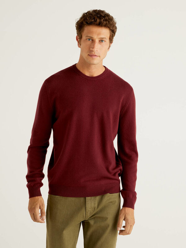 Burgundy crew neck sweater in pure Merino wool Men