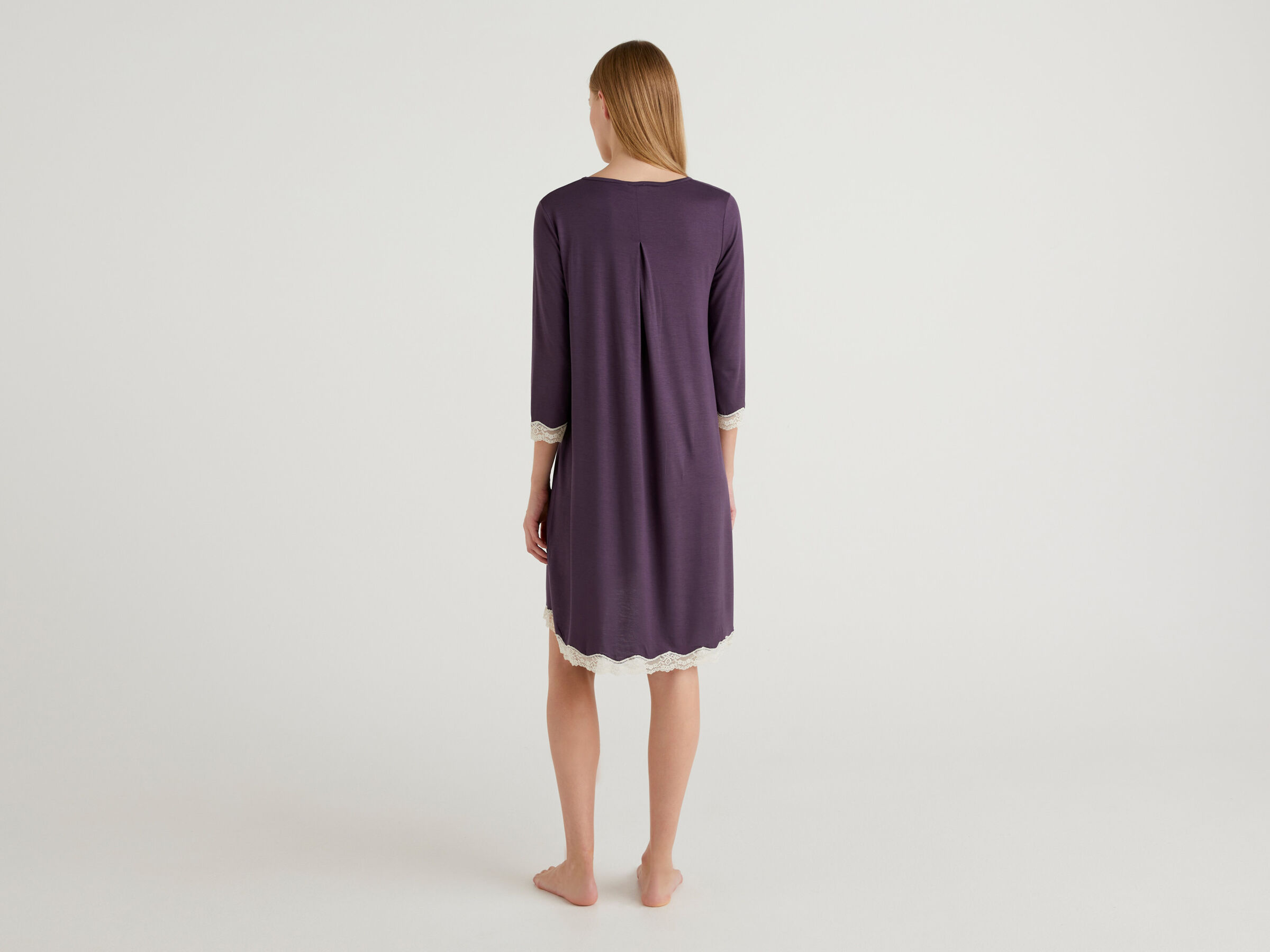 Nightshirt in sustainable stretch viscose image number 2