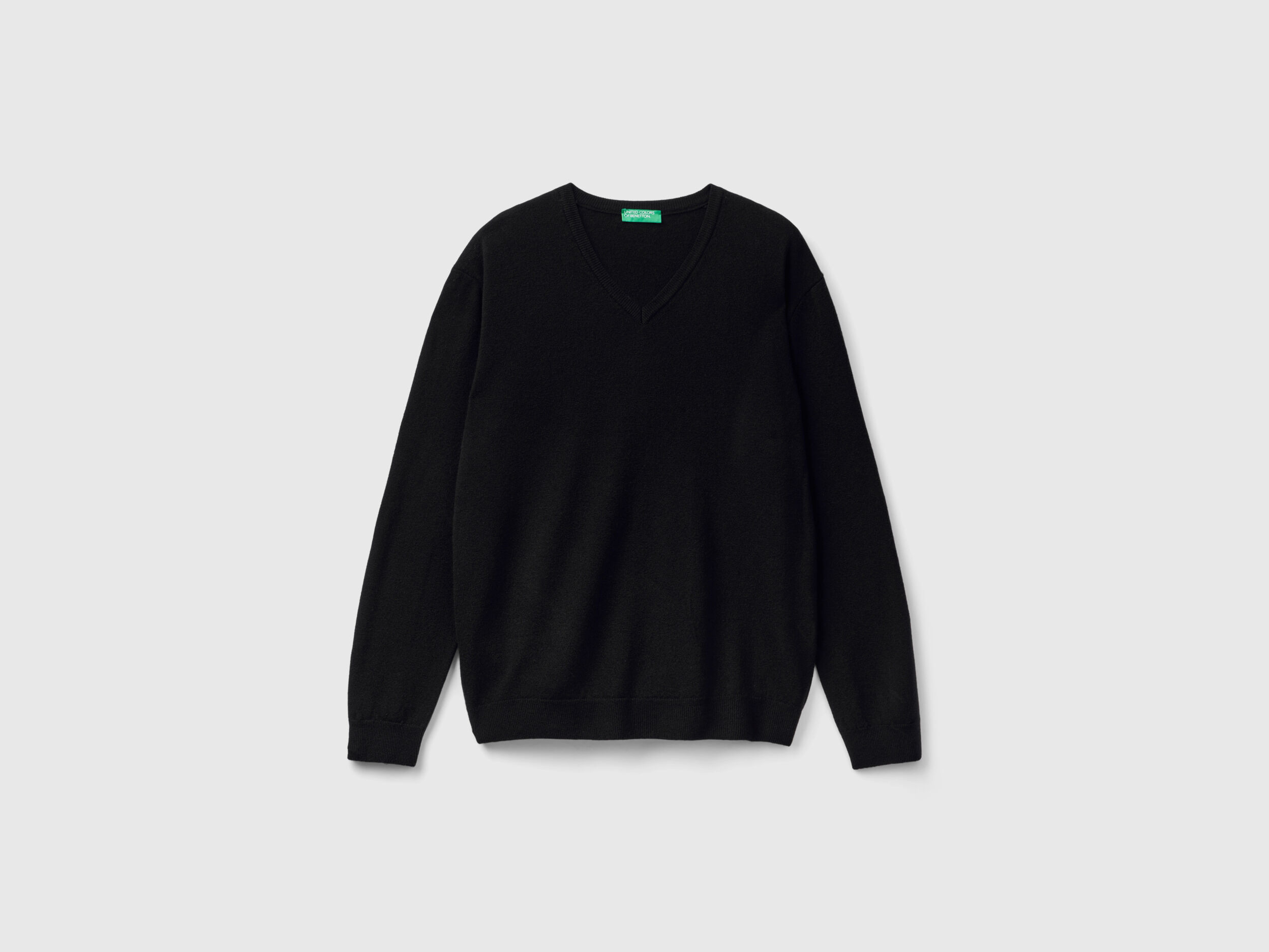 Black cotton v neck sweater women's cheap