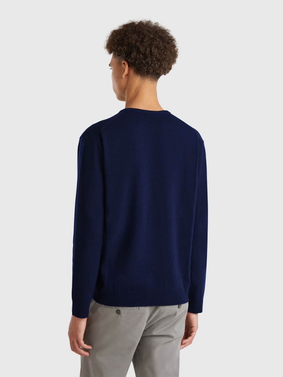 V NECK SWEATER L/S Men image number null