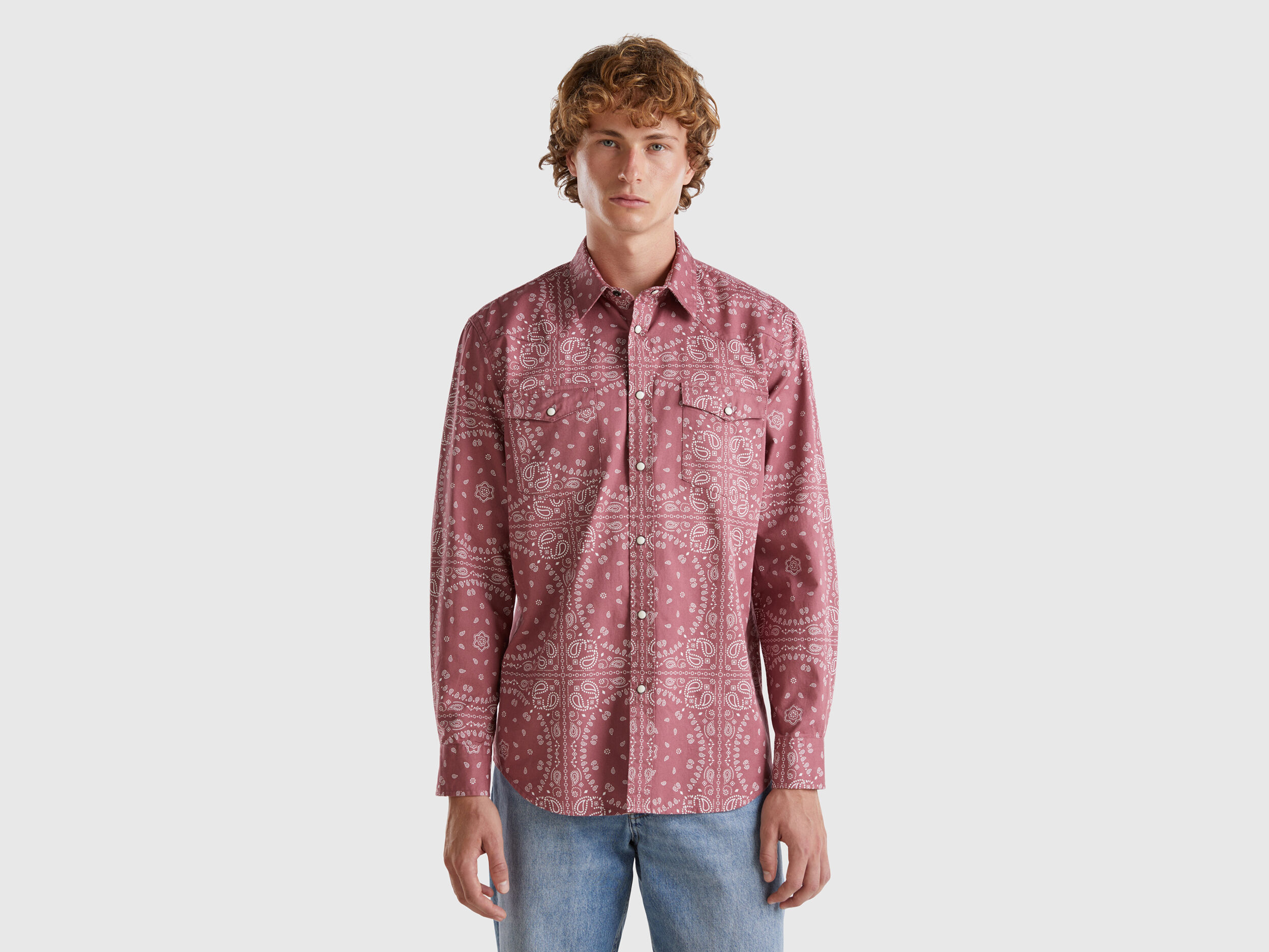 Western style shirt with bandana print - Burgundy | Benetton