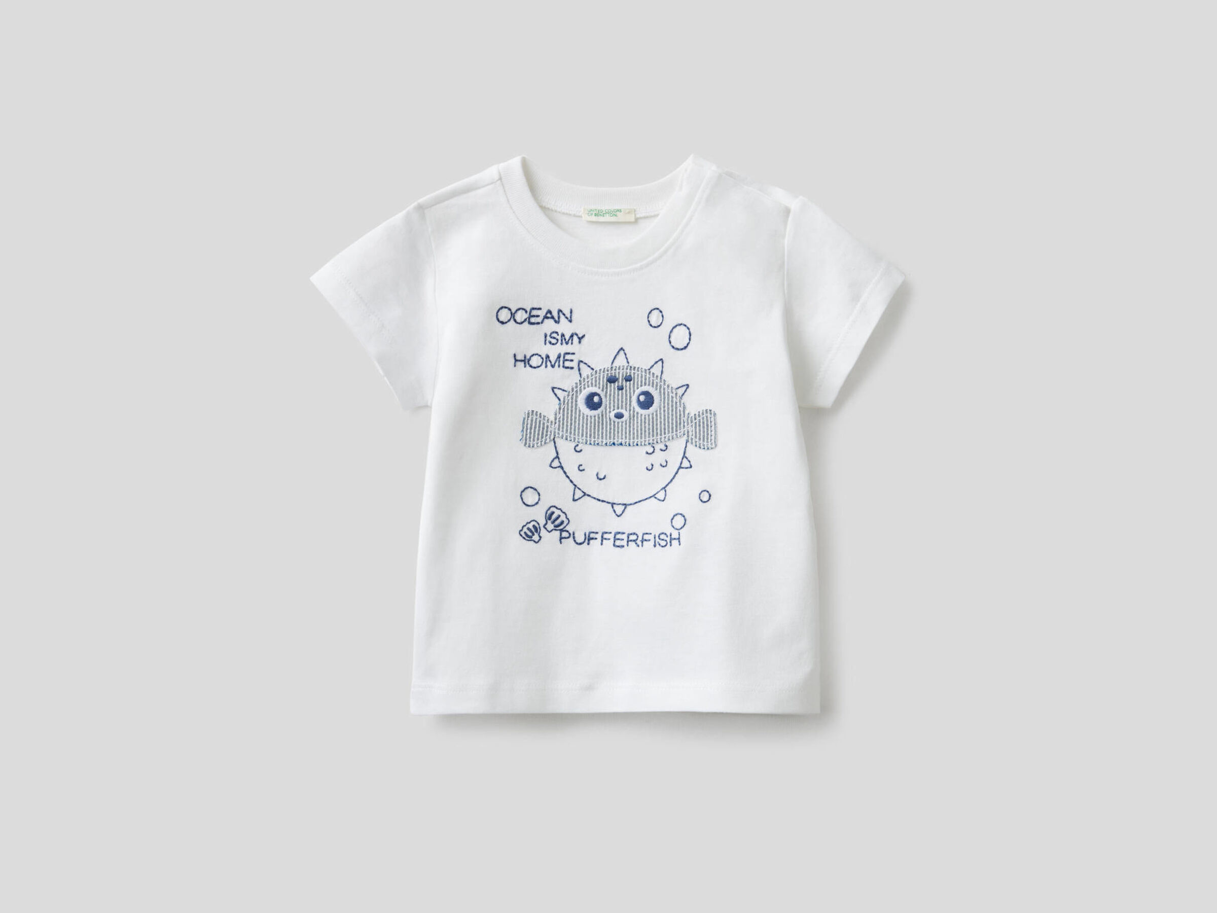 T-shirt in organic cotton with embroidery image number null