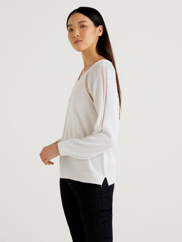 Sweater with wide stitch detail Women