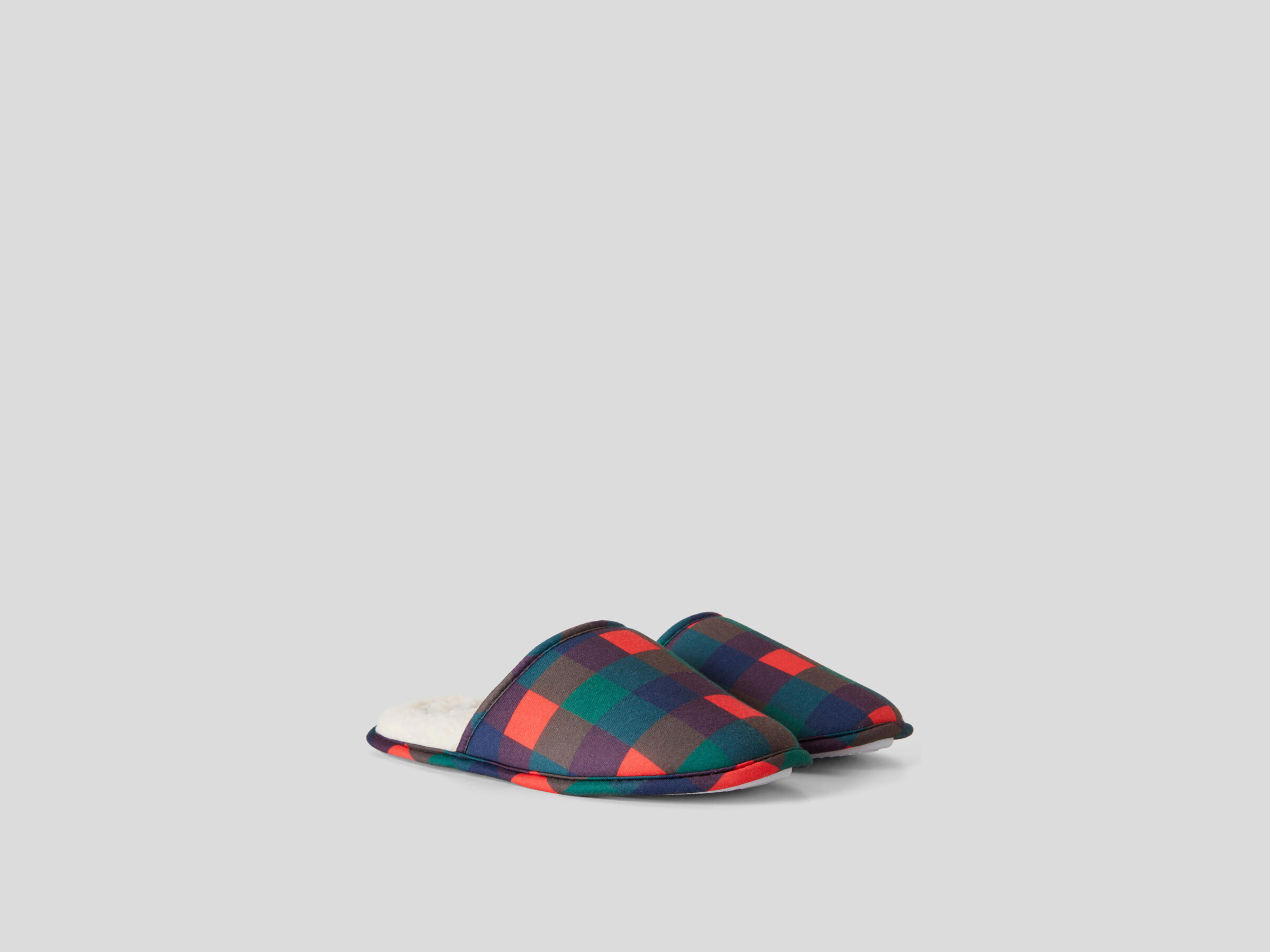 Check slippers image number 2
