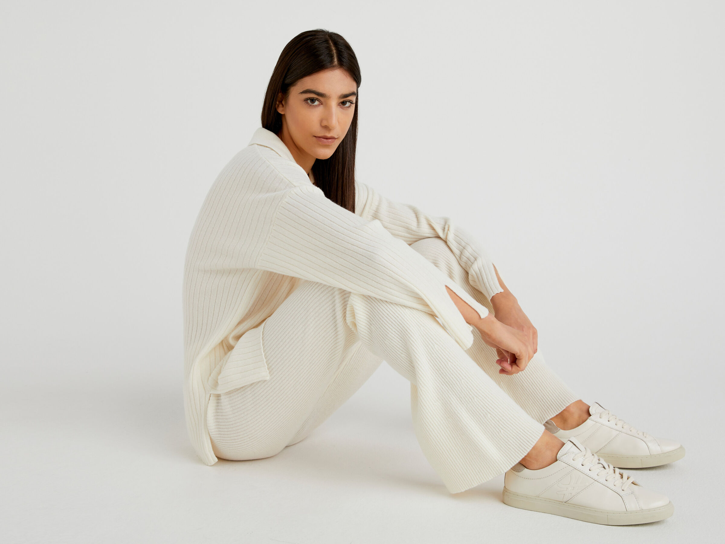 Polo-style ribbed sweater image number 3