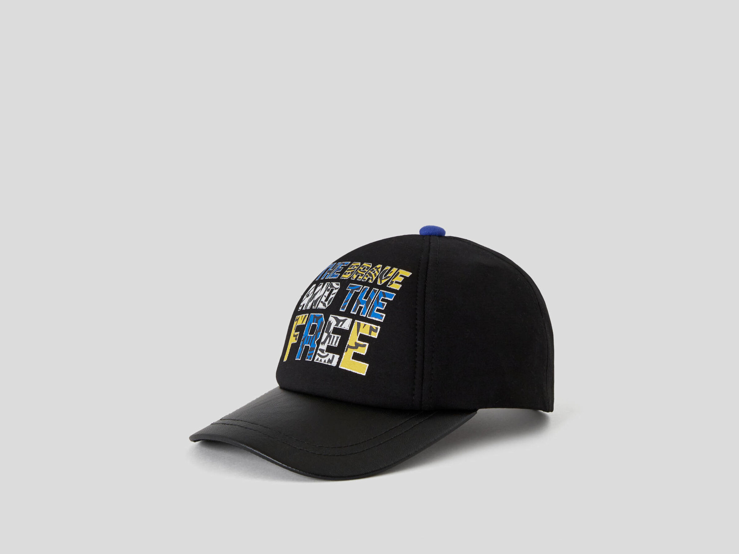 Baseball cap with print image number null