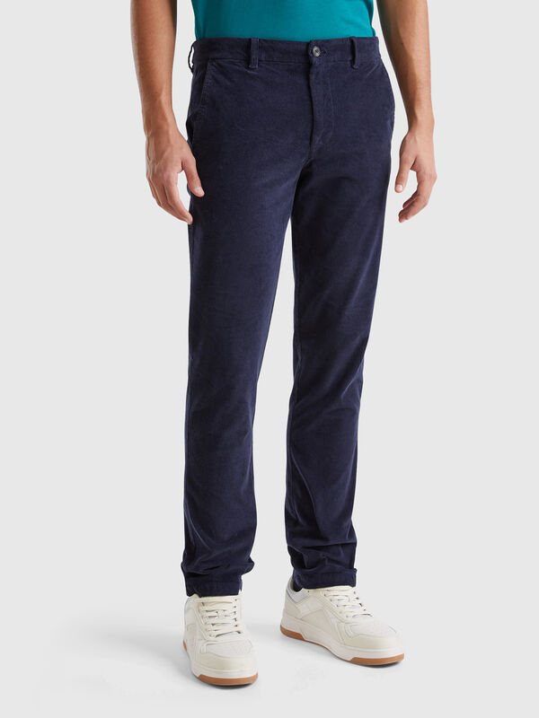 Pantalón slim fit de pana elástica Hombre