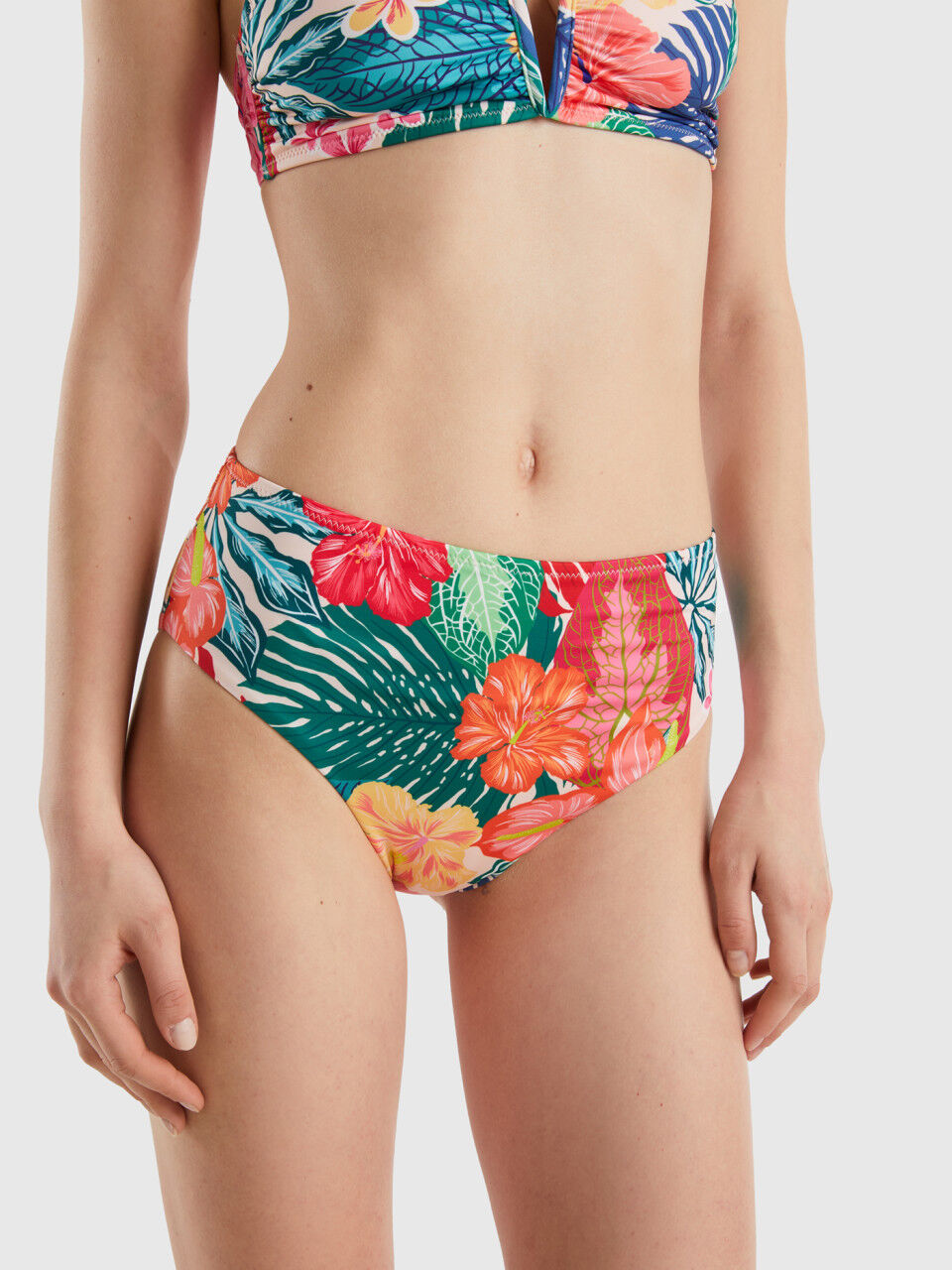 Bikinis online benetton niña