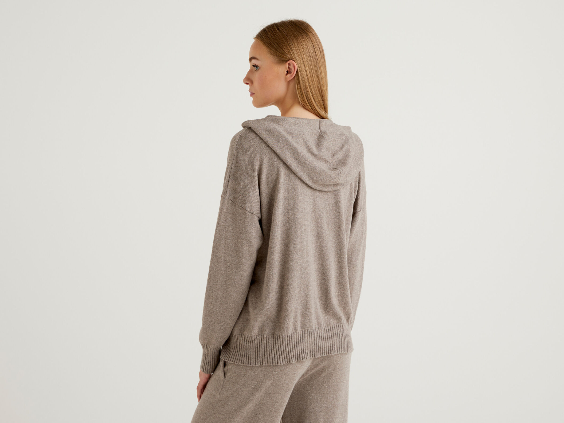 Cardigan with hood image number 2