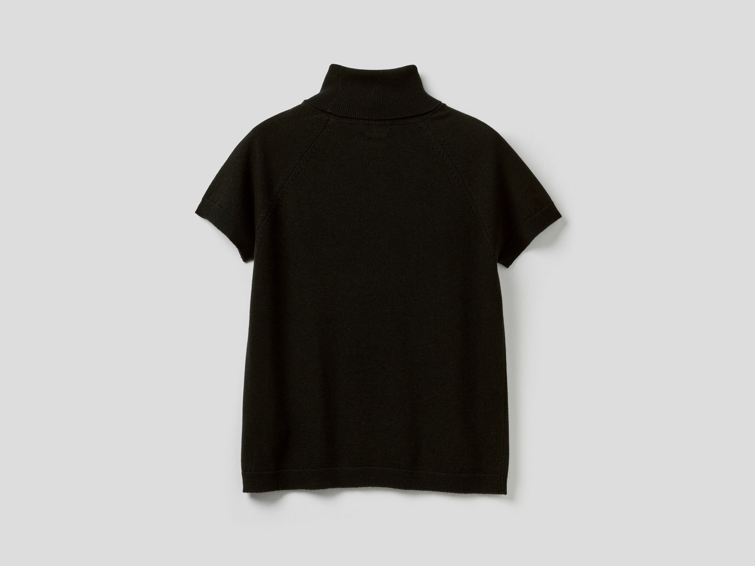 Black short shop sleeve turtleneck