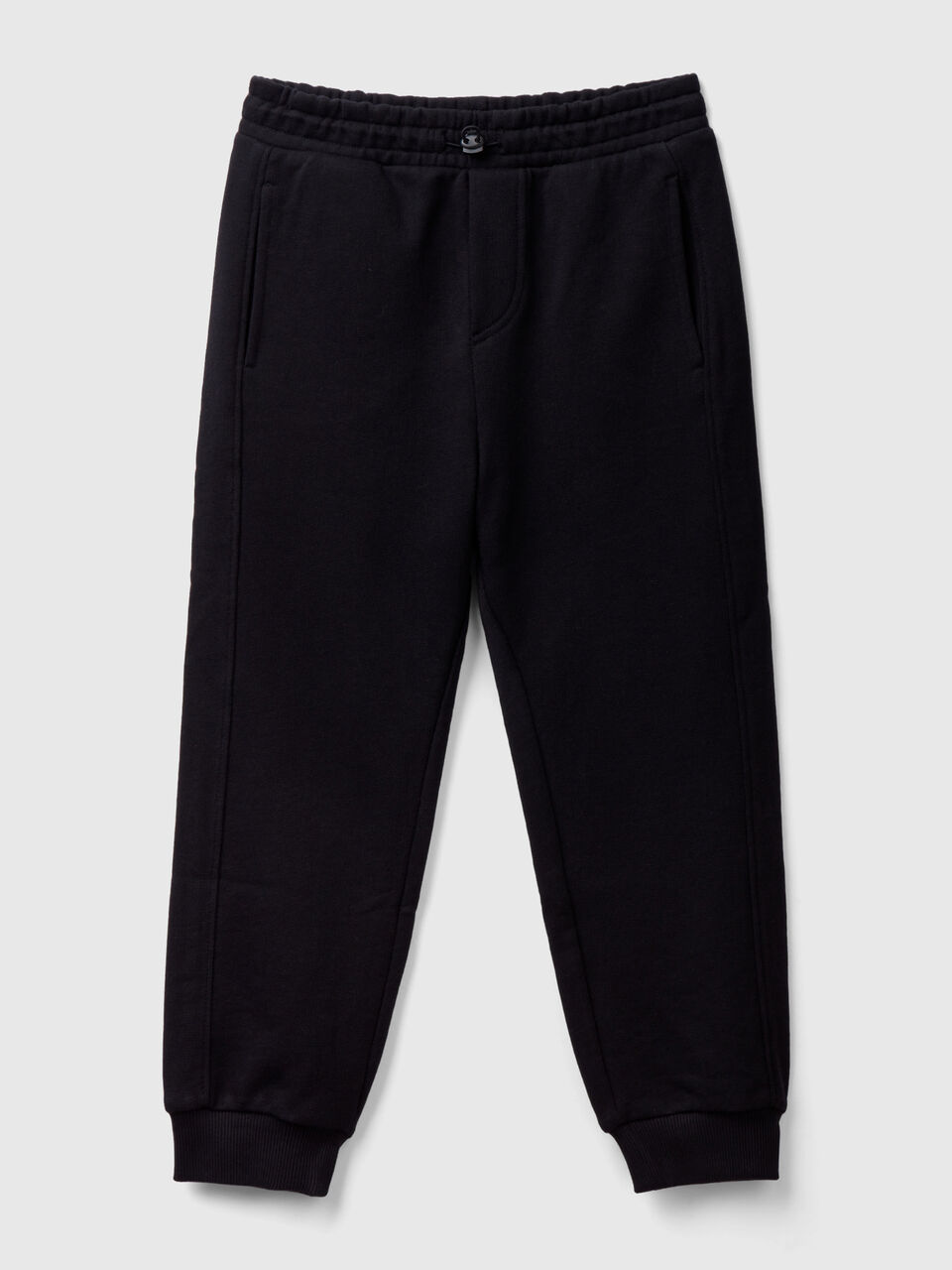 black drawstring sweat pants