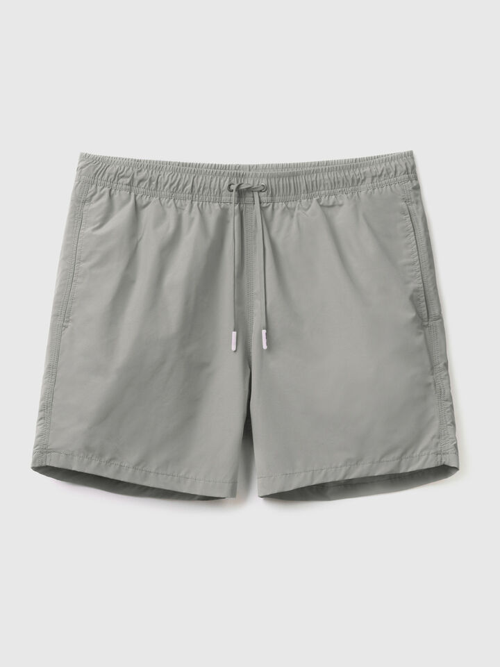 Swim trunks in recycled cotton blend image number 1