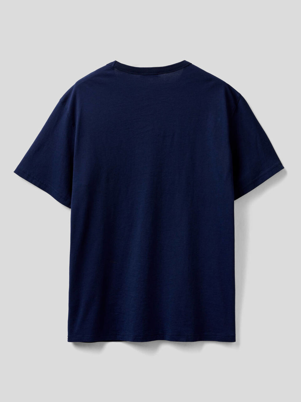 Dark blue t-shirt with photographic print