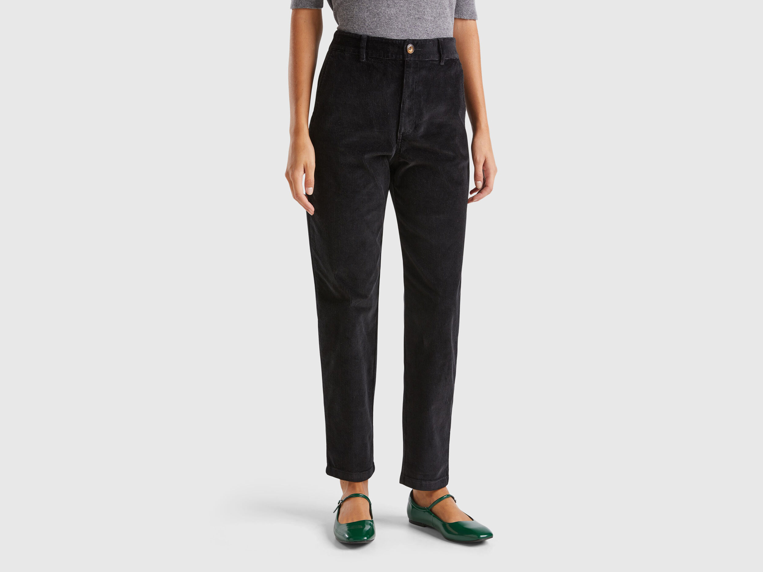 Soft corduroy trousers - Black | Benetton