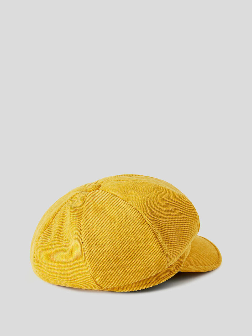 Velvet beret with brim image number 2