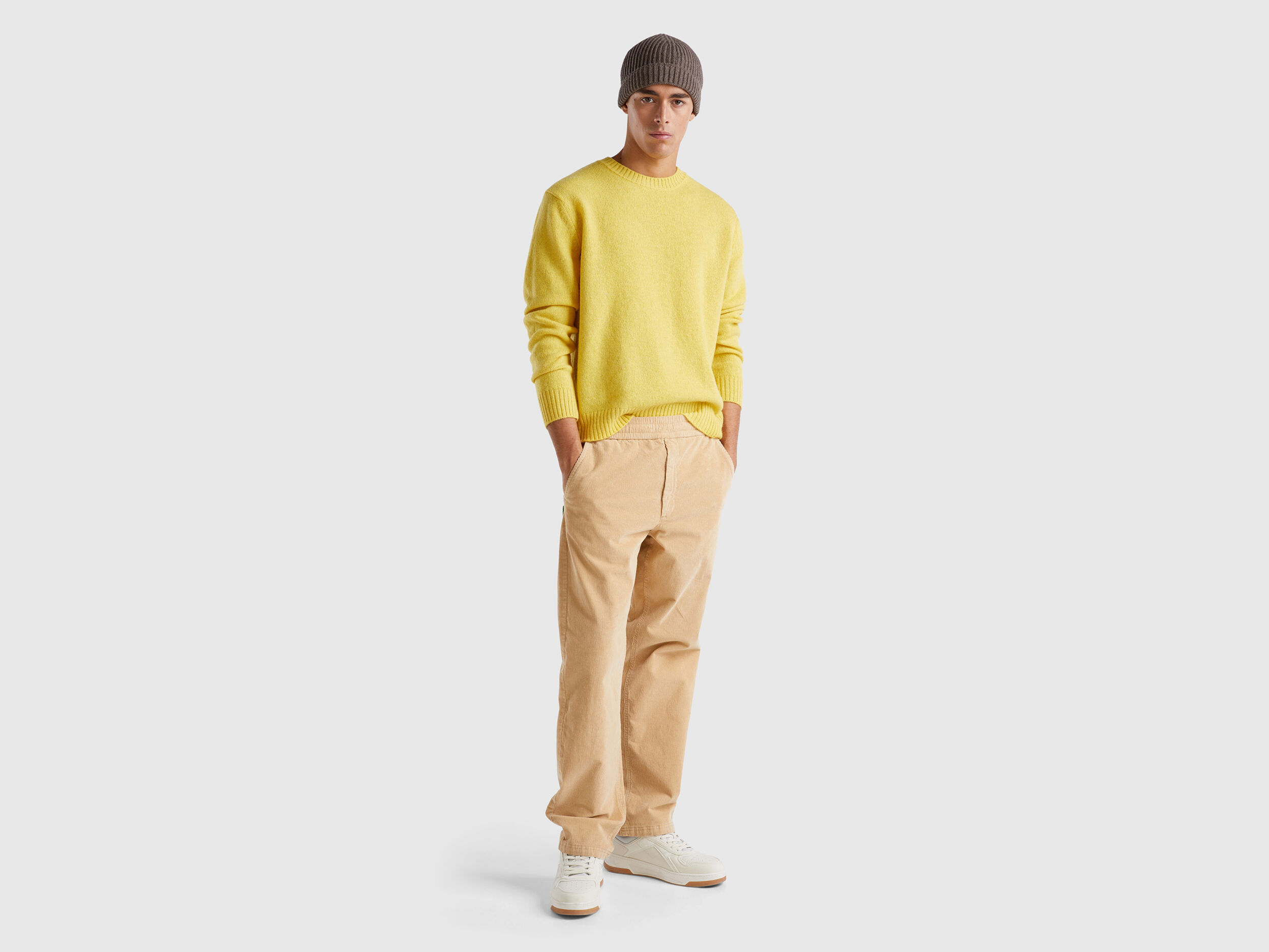 Velvet joggers with drawstring Beige Benetton
