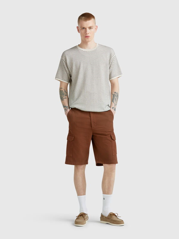 Shorts cargo en mezcla de algodón Hombre