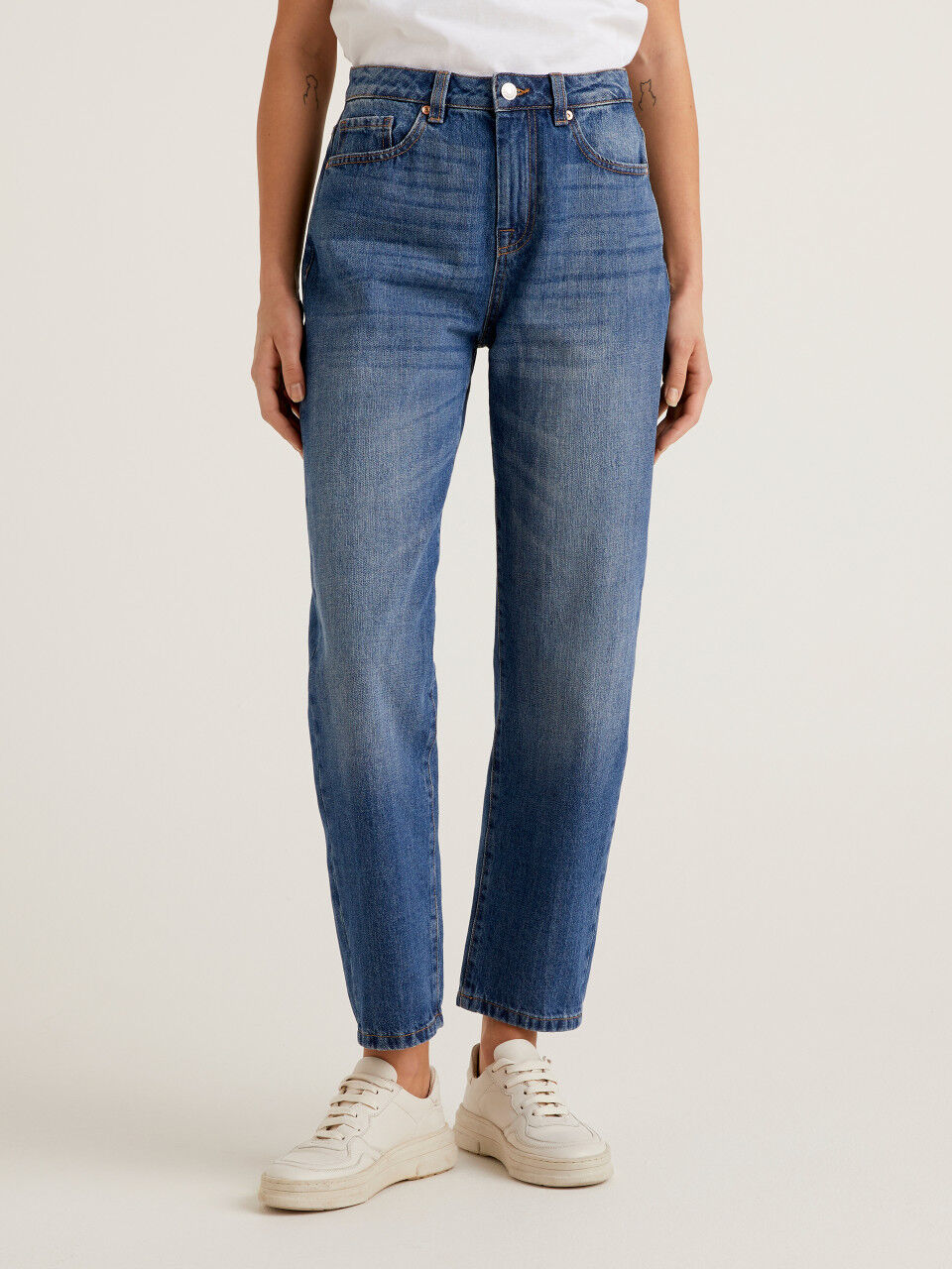 Plus Size Ripped Fringe Trim Flared Leg Jeans Women's Plus High Rise Raw  Hem Flared Denim Pants - Walmart.com