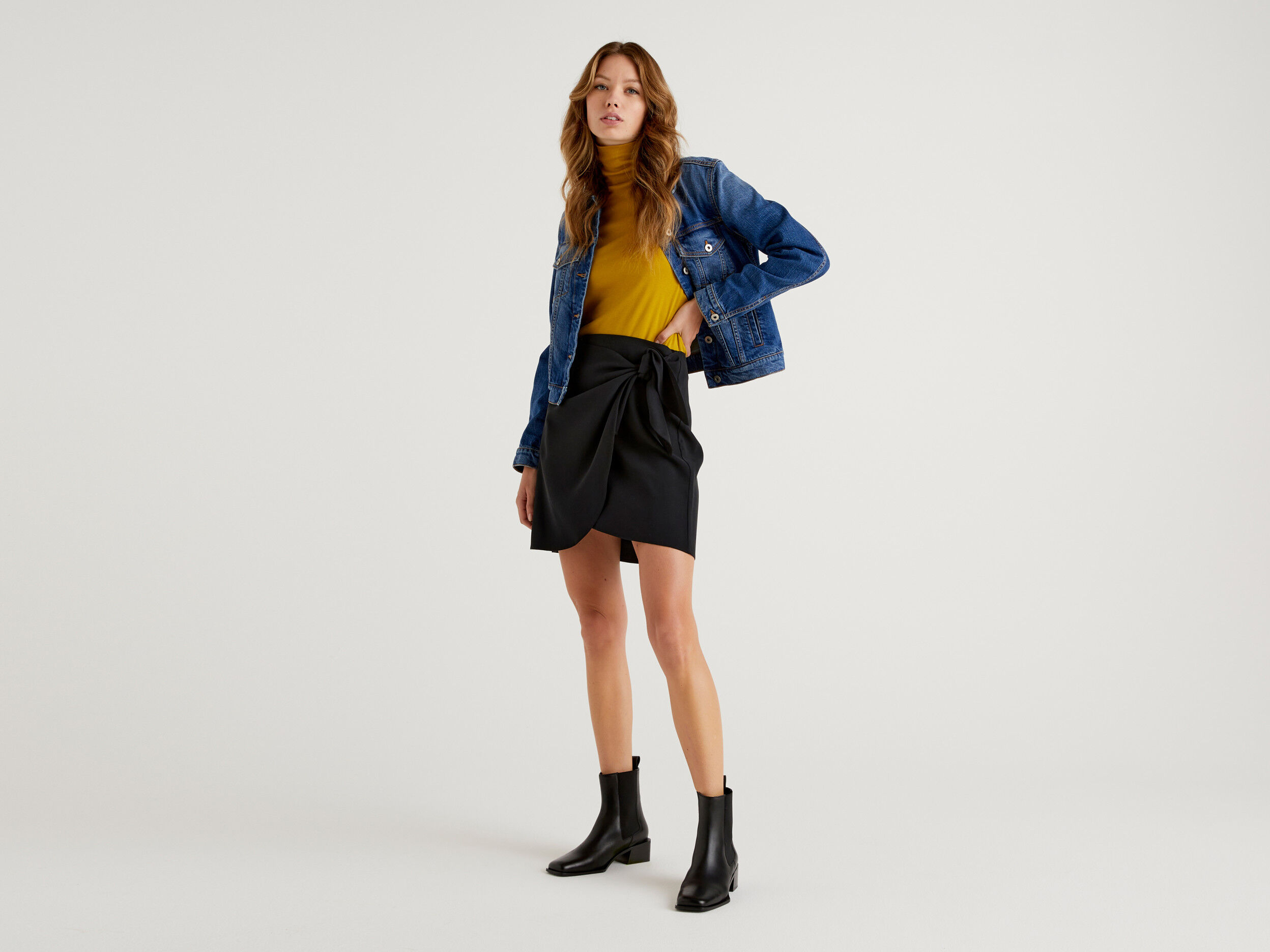 Flowy wrap shop mini skirt