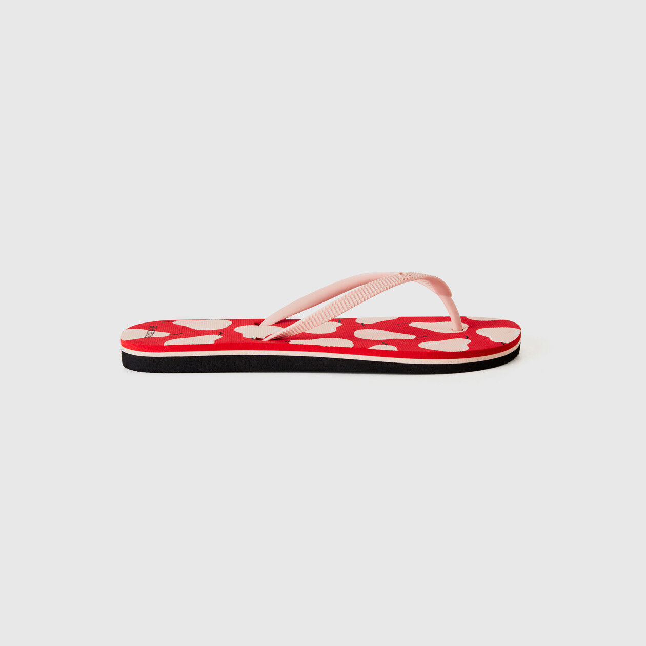 Red stripe best sale flip flops