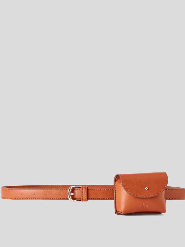 Belt with detachable purse Women