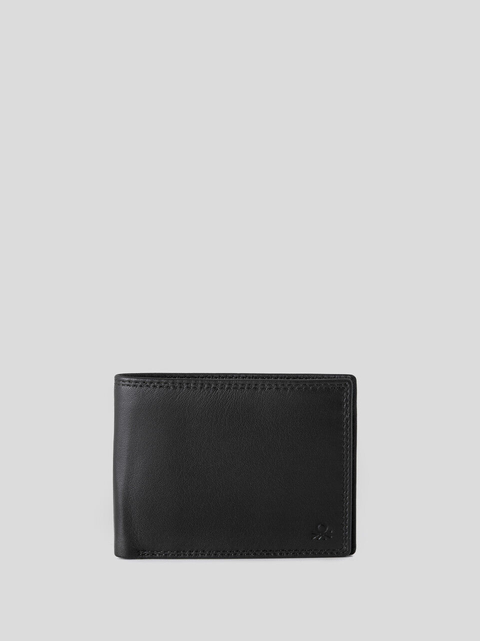 Benetton men's leather wallet price hotsell