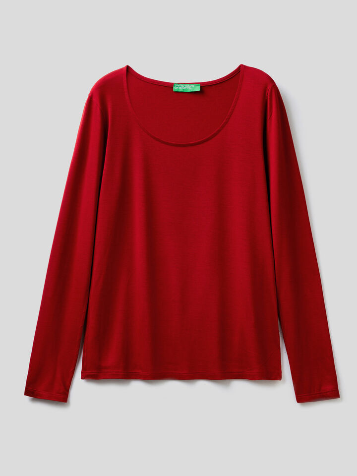 T-shirt in sustainable stretch viscose image number 1