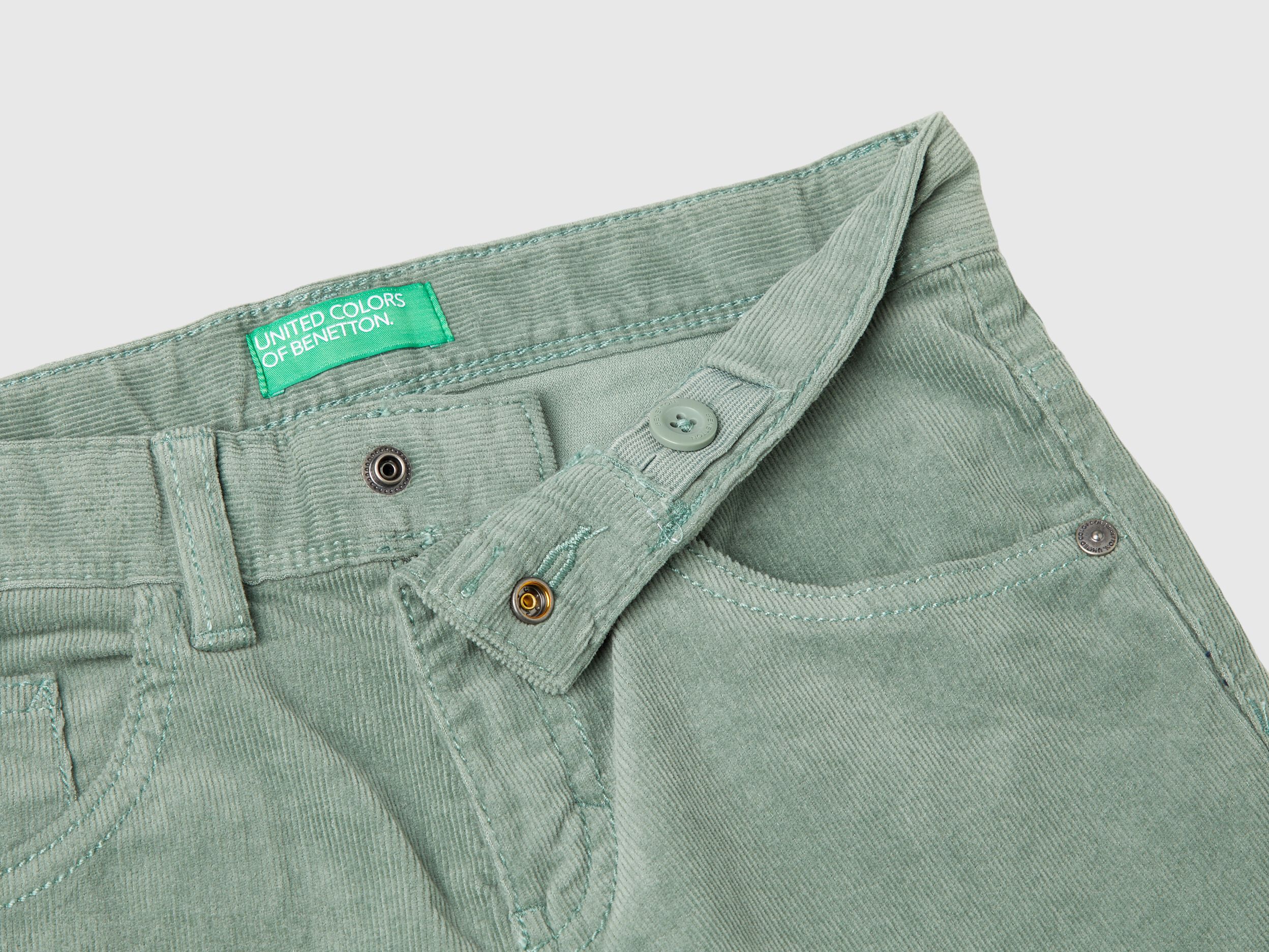 Slim fit stretch corduroy trousers - Light Green | Benetton