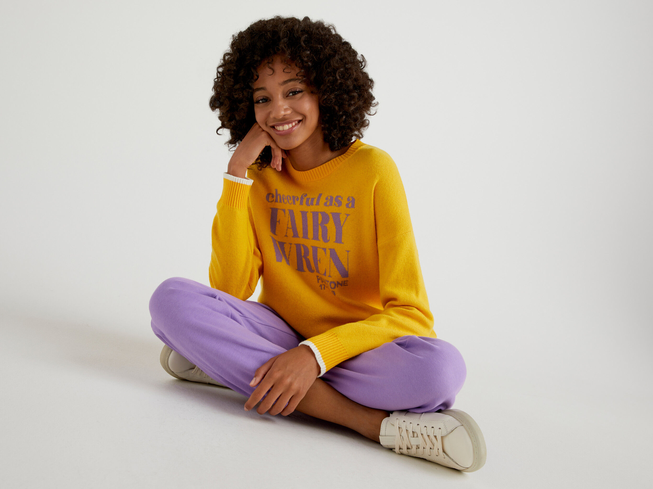 Yellow shop slogan jumper