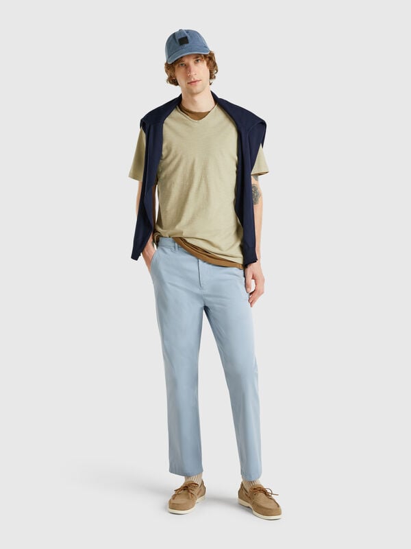 Straight fit chinos Men