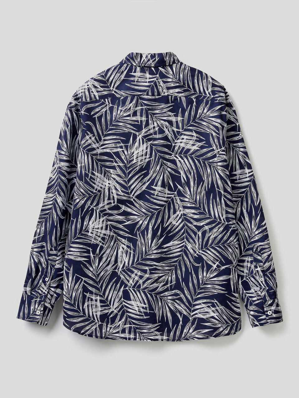 100% cotton shirt with botanical print image number 2