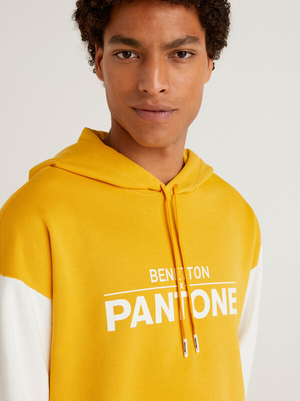 Sudadera amarilla BenettonxPantone™ Hombre