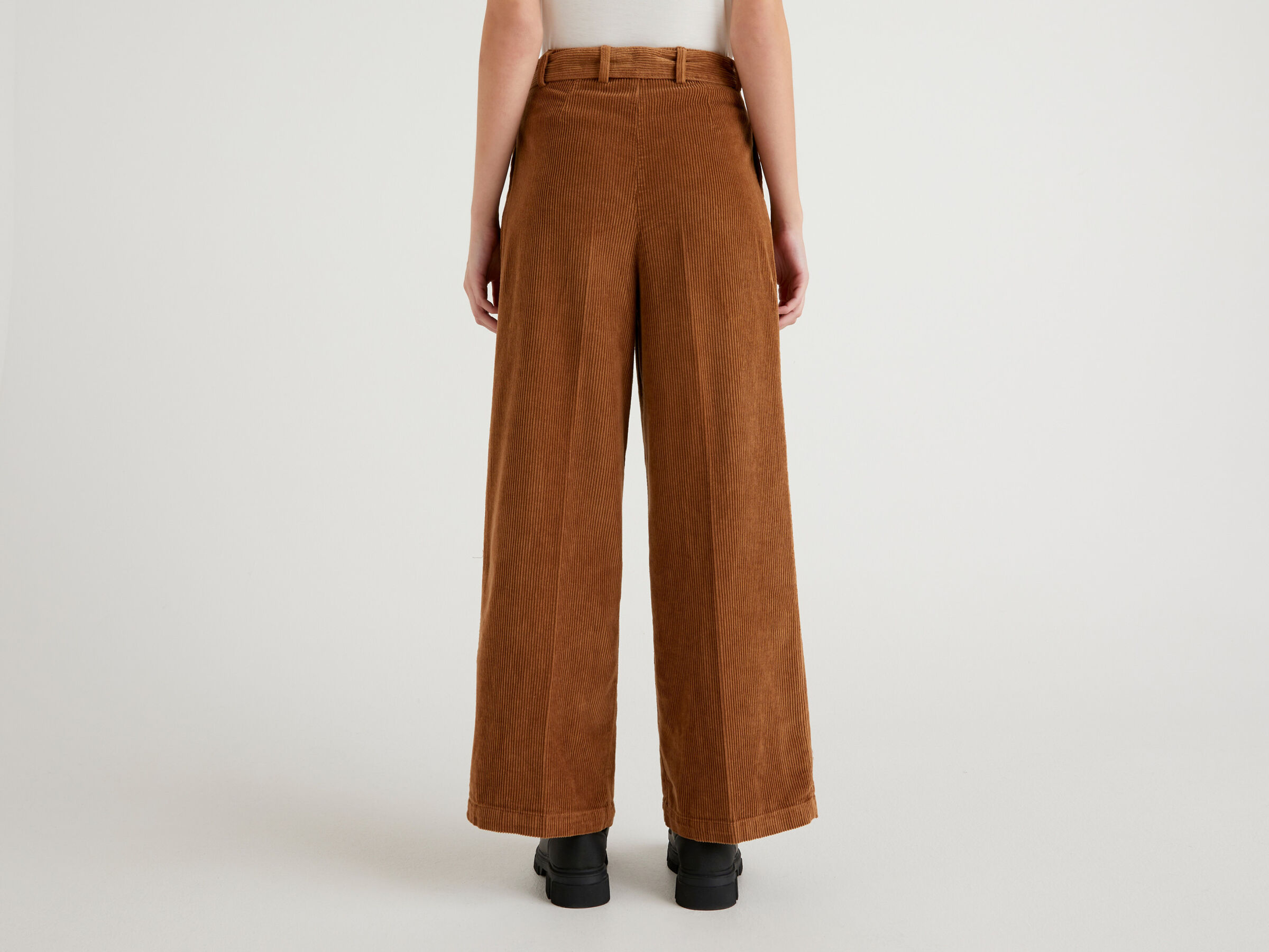 JCCxUCB oversized trousers in velvet image number 2