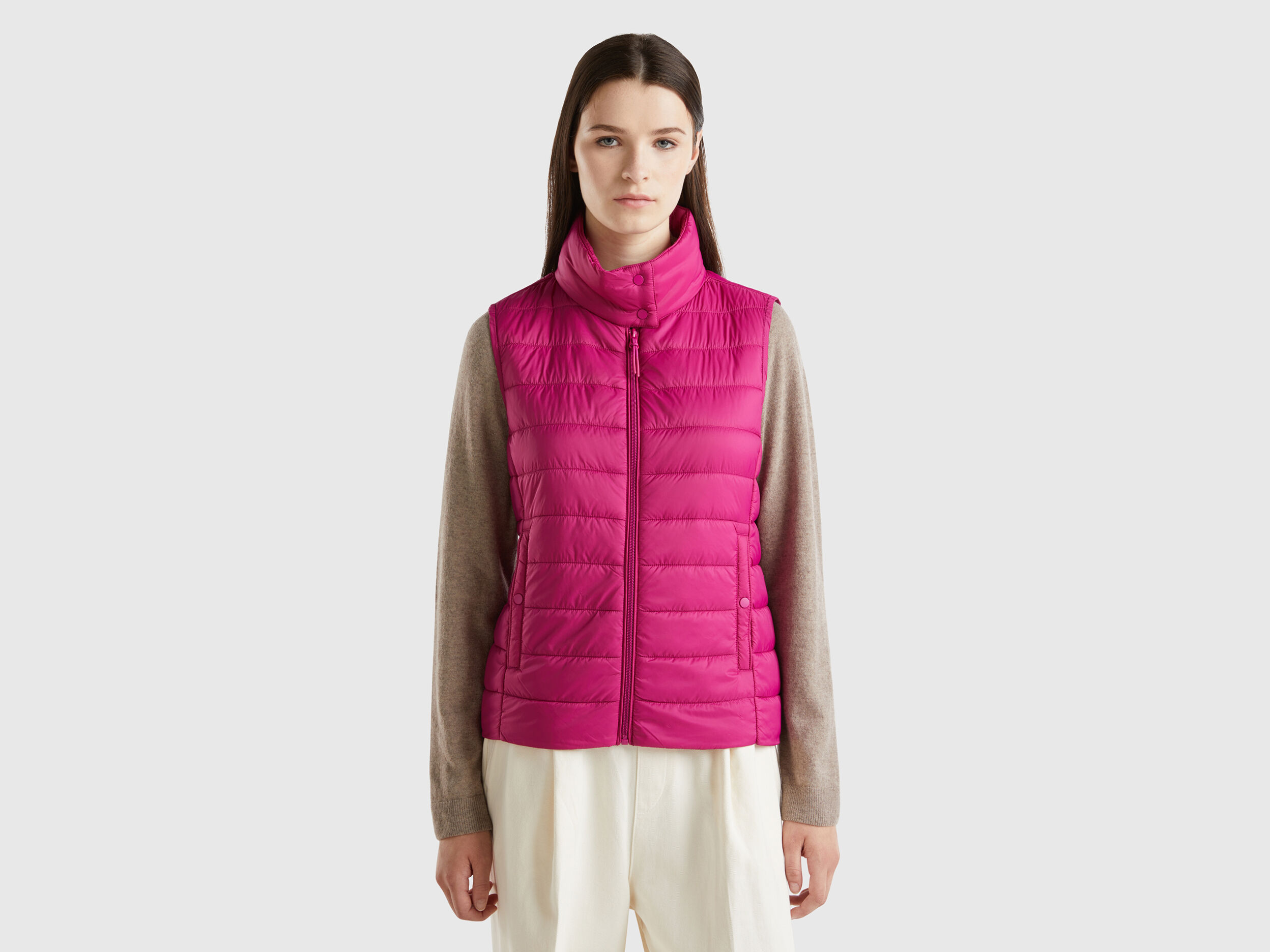 Sleeveless puffer jacket women's on sale