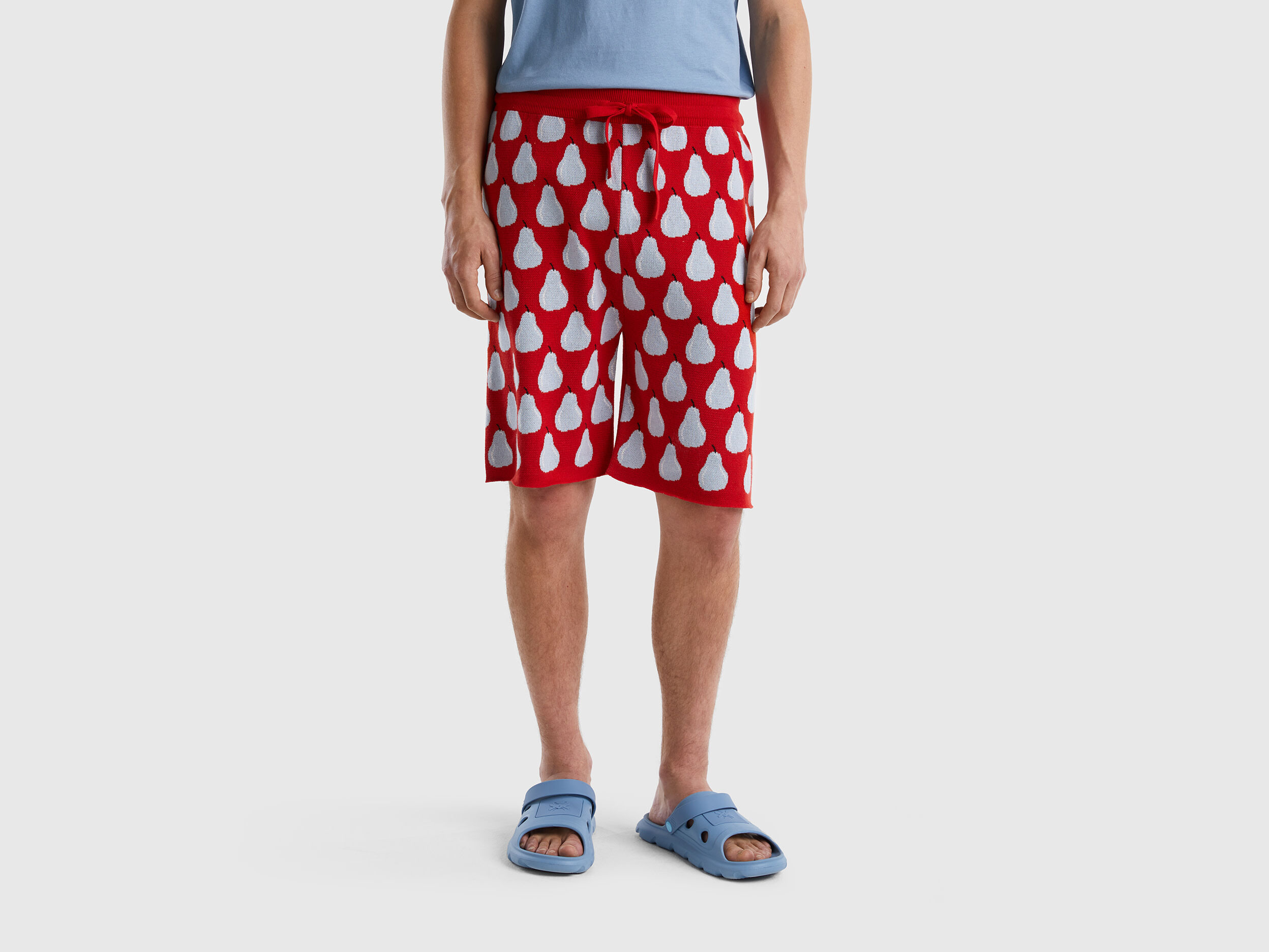 Red bermudas with pear pattern Red Benetton