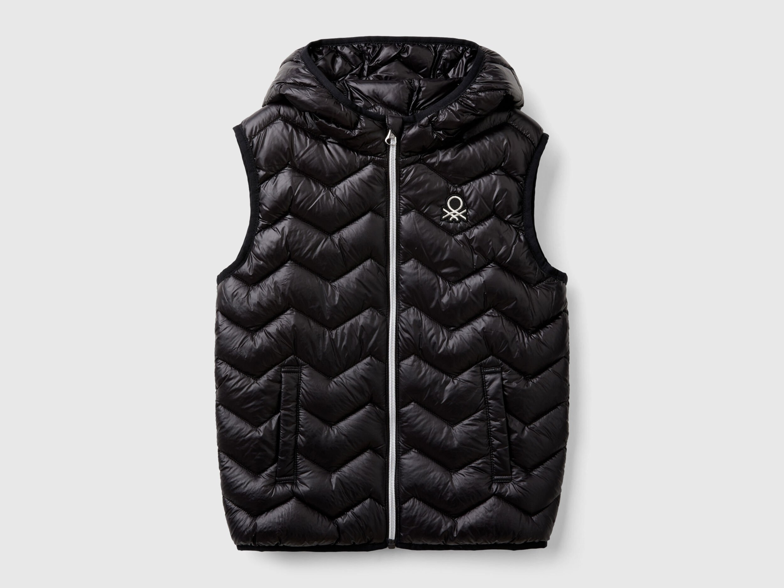 Sleeveless puffer jackets for ladies 2025