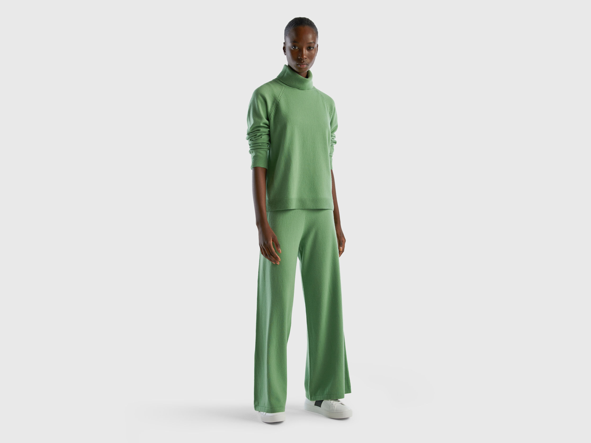 Sage green turtleneck in wool and cashmere blend Green Benetton