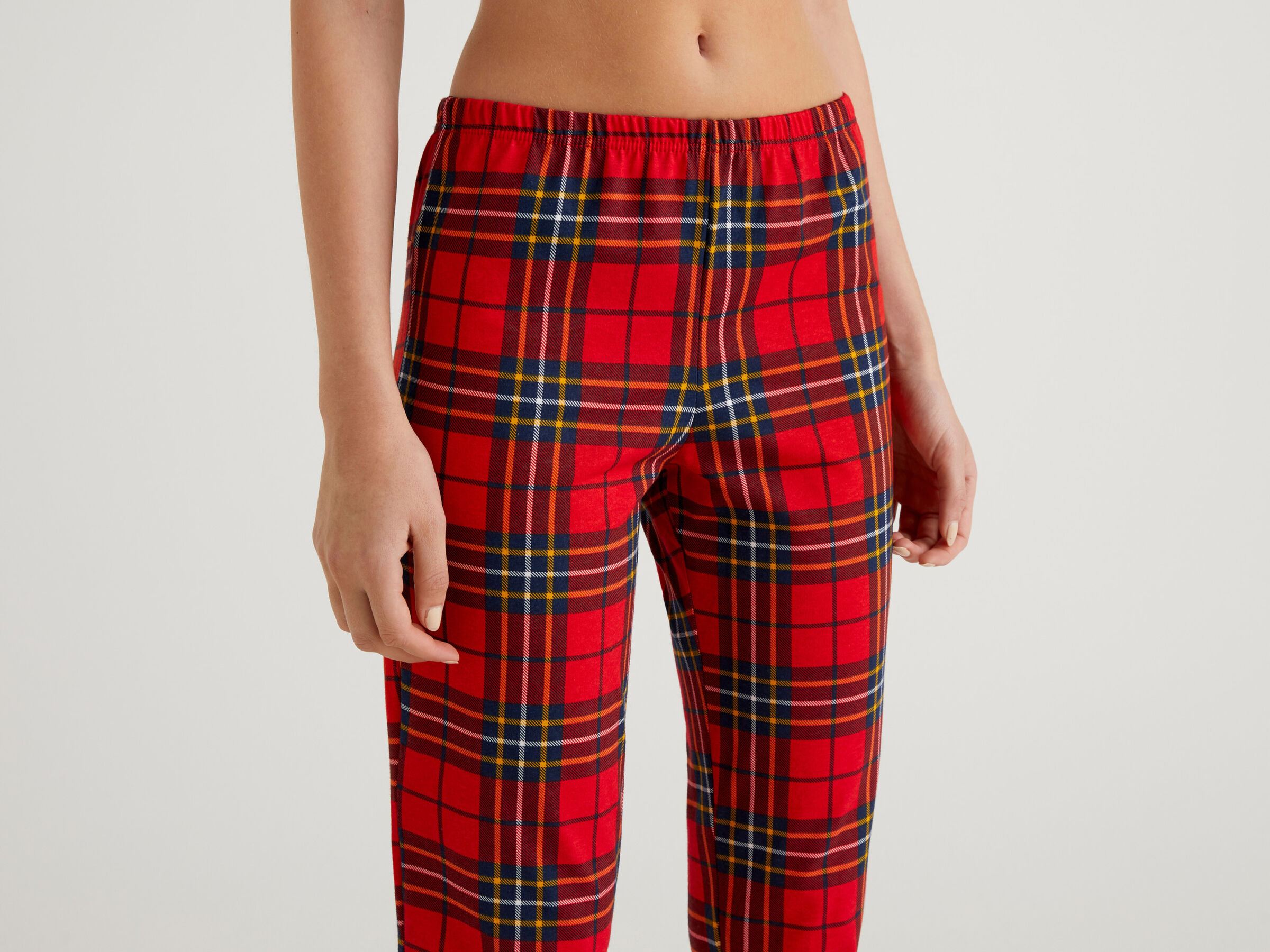 Peanuts Christmas pyjamas image number 3