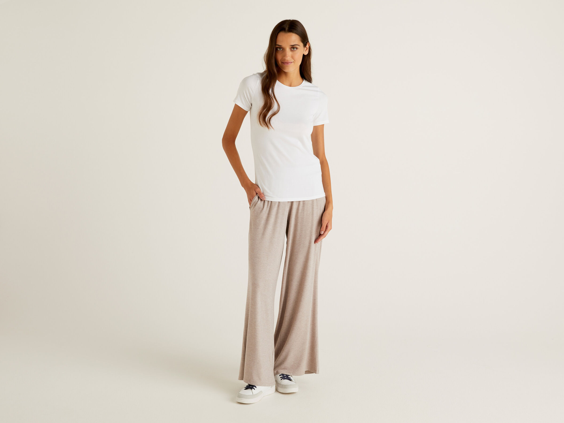 Super stretch organic cotton t-shirt image number 3