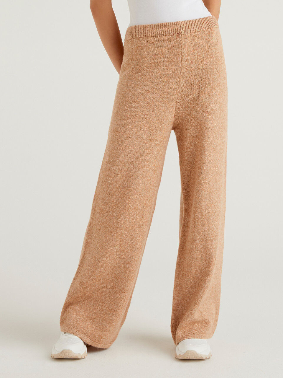 Miss Selfridge knitted trousers in sage  ASOS