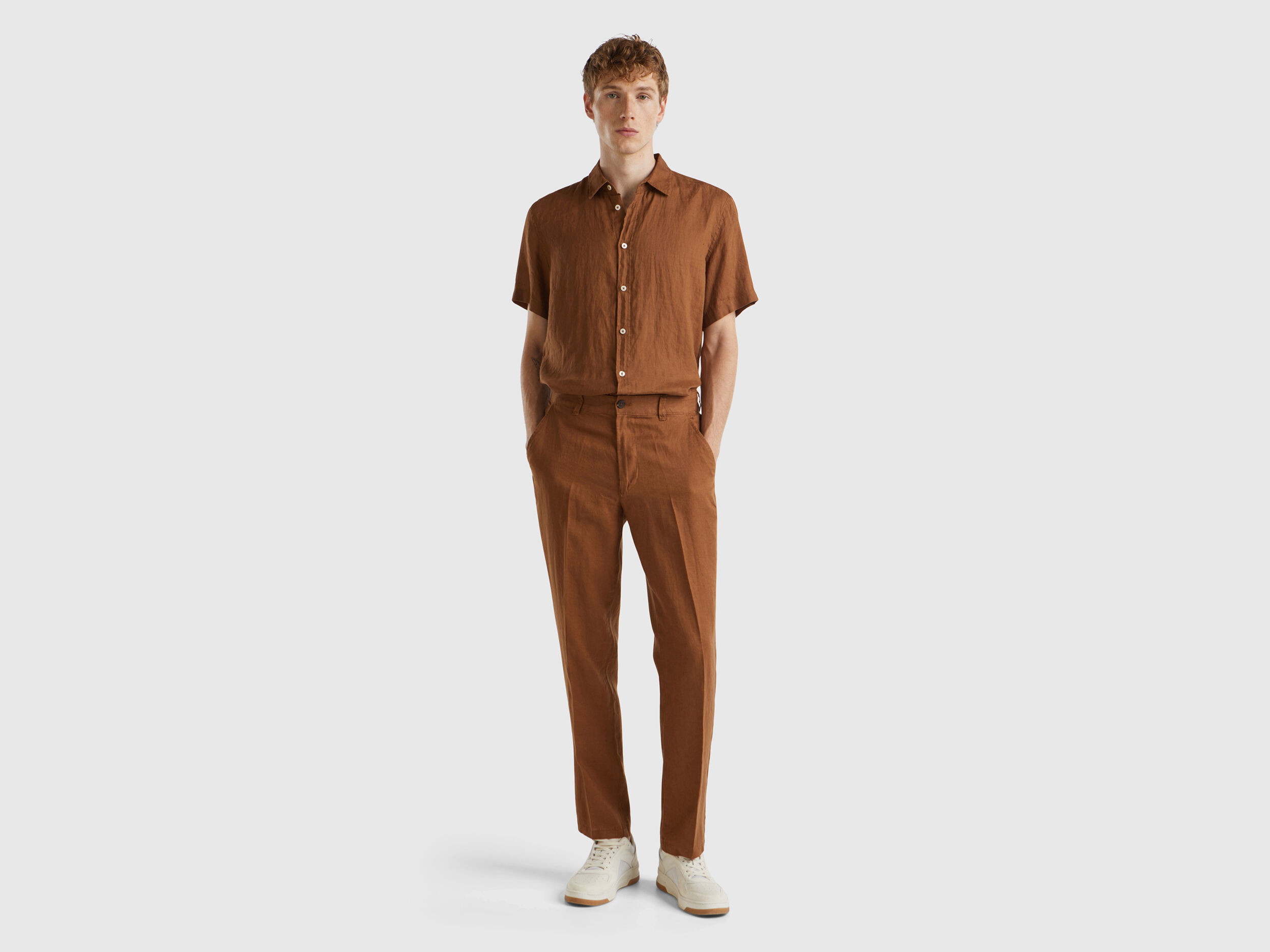 Puro Lino Ropa de Hombre 2024 Benetton