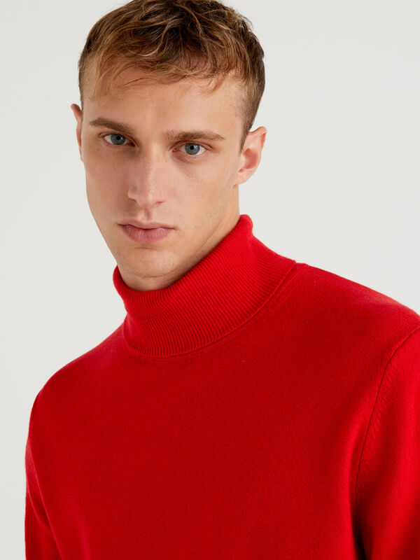 Jersey de cuello alto rojo de pura lana merina Hombre
