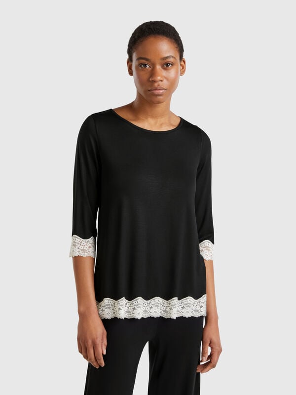 T-shirt with lace detail Women