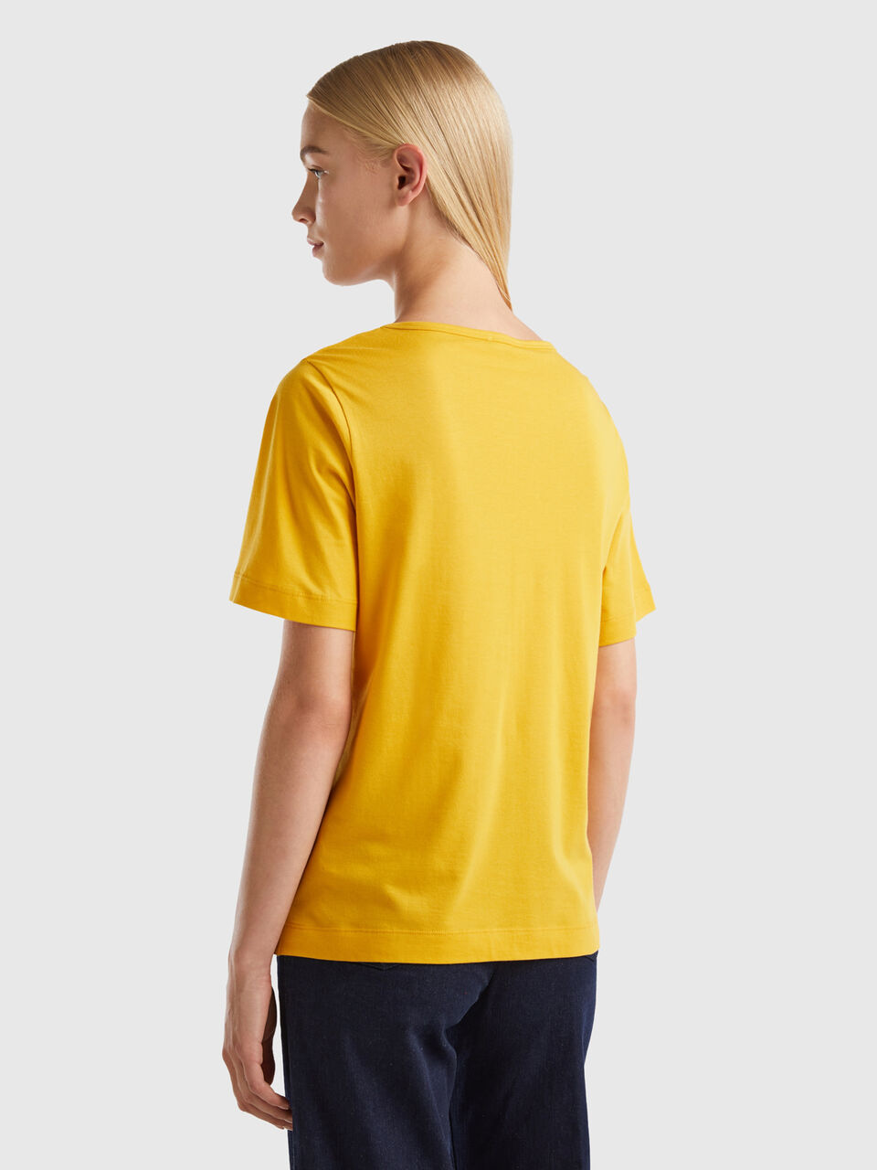 Camiseta publicitaria amarilla manga corta ANB - Fancolor