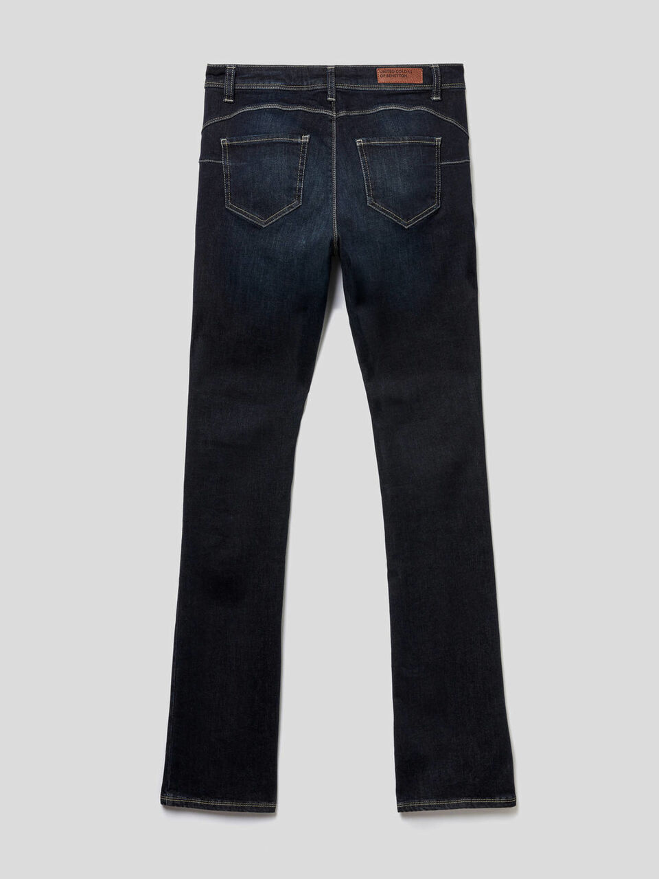 Push up bootcut jeans image number 2