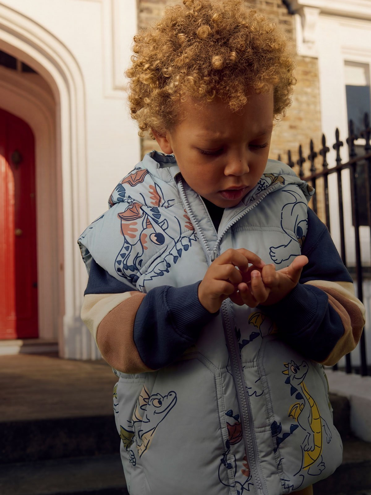 beb&eacute; ni&ntilde;o <span class="text-l playful">(1-6 a&ntilde;os)</span> benetton