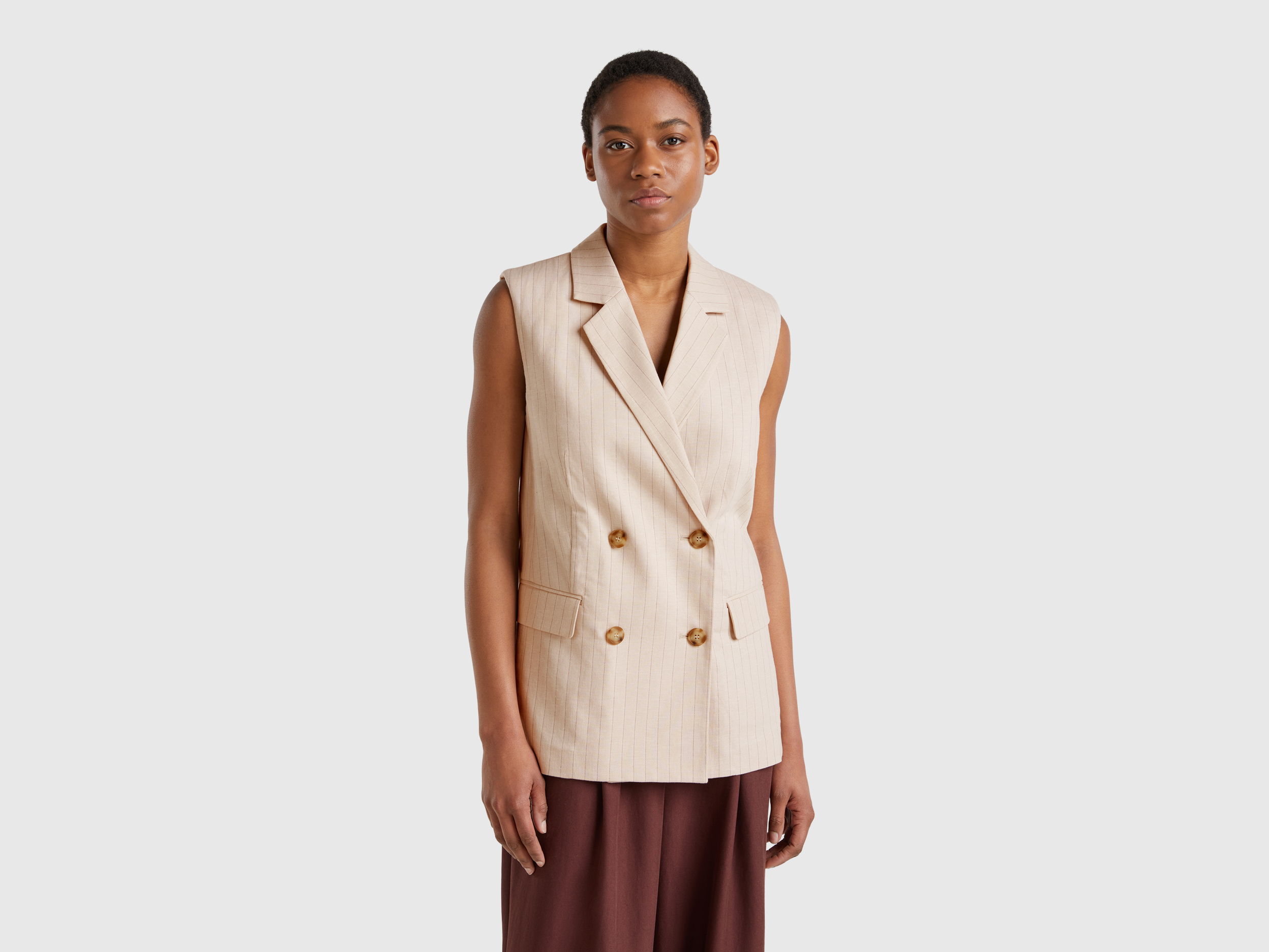 Long pinstriped vest - Beige | Benetton