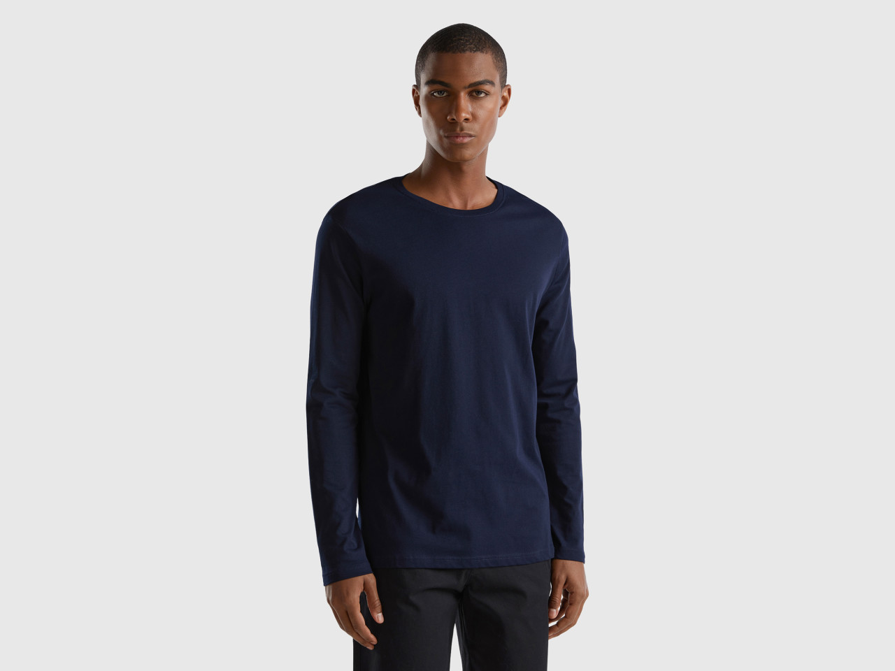 Plain full on sale sleeve t shirts