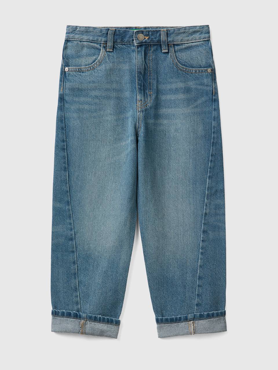 47 calças Jeans da Marca Blubetty Vestuário em leilão